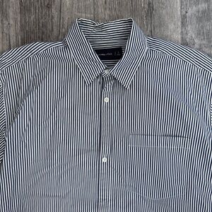 Abercrombie & Fitch Men’s Blue Striped Button Down Shirt Small Short Sleeve